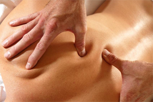 квалифицированный массаж спины